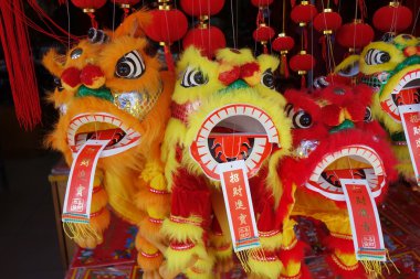 geleneksel dans eden aslan