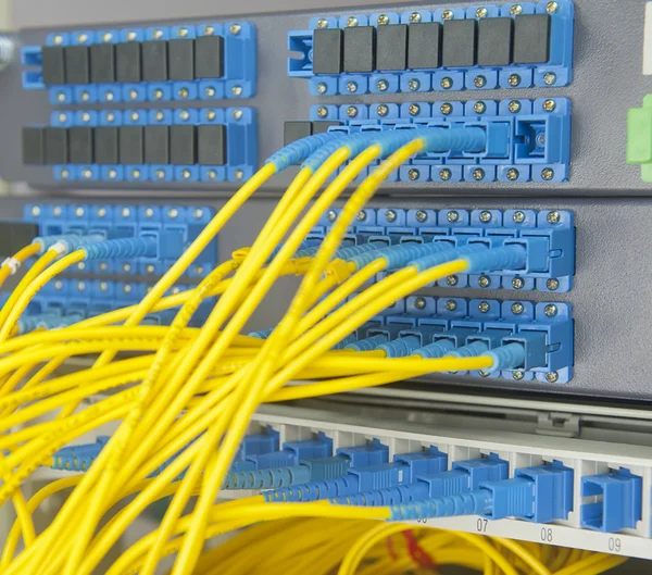 Kommunikation och internet network serverrum — Stockfoto