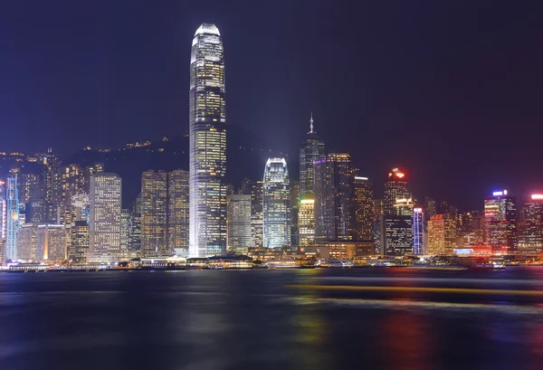 Hong Kong vista panorámica del horizonte de la ciudad por la noche —  Fotos de Stock