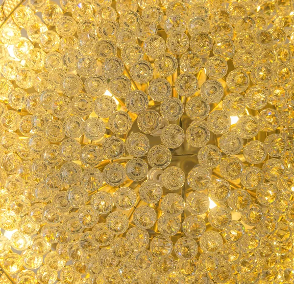 Elegancki kryształowy żyrandol — Zdjęcie stockowe