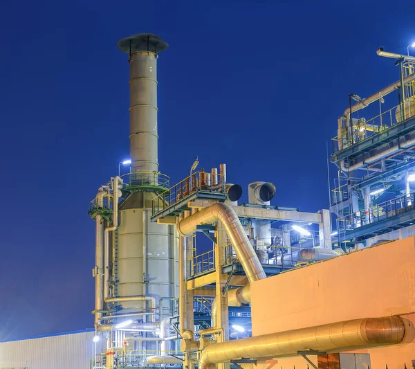 Refinery industrial plant with Industry boiler at night — Stock Photo, Image