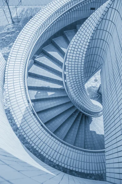 Modern tasarım merdiven — Stok fotoğraf