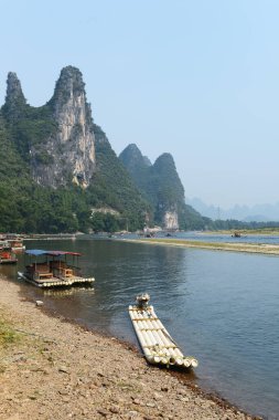 yangshuo guilin, Çin'in güzel karstik dağ manzarası