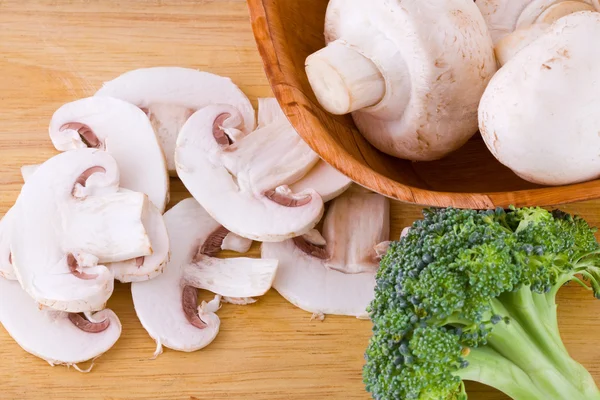 Mushrooms, broccoli — Stock Photo, Image