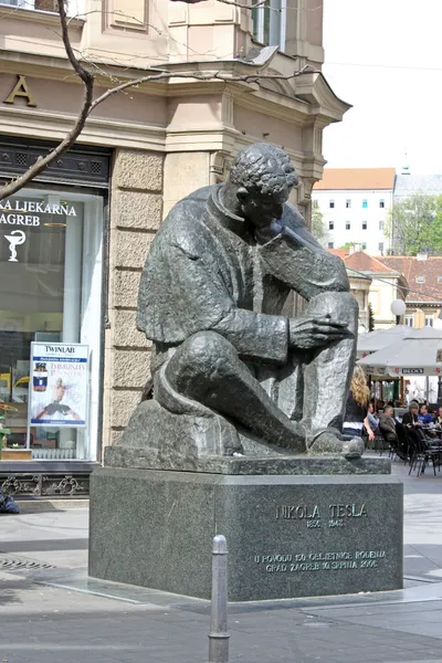 Sculpture Nikola Tesla à Zagreb — Photo