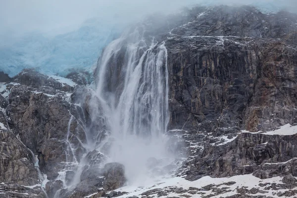 Buzdağı alaska üzerinde — Stok fotoğraf