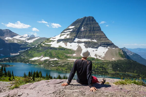 Caminata en Glacier Park — Foto de Stock