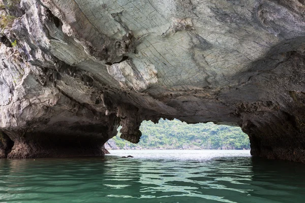 Jeskyně v halong — Stock fotografie