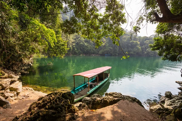 BaBe Lake — Stock Photo, Image