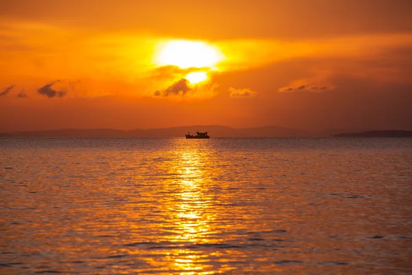 Sonnenuntergang am Meer — Stockfoto