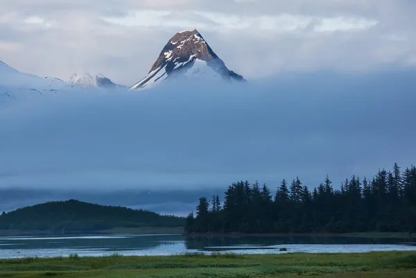 Montañas en Alaska — Foto de Stock