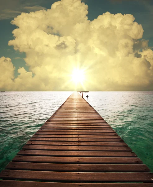 Boardwalk on beach — Stock Photo, Image