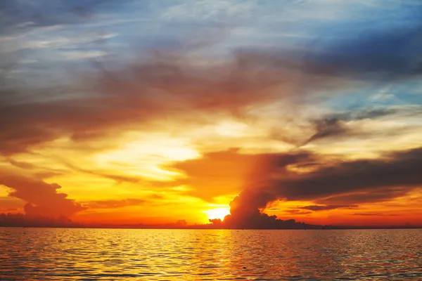 Mare al tramonto — Foto Stock