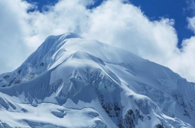 Bolivya'daki dağlar