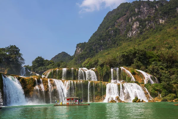 Vietnam 'da şelale — Stok fotoğraf