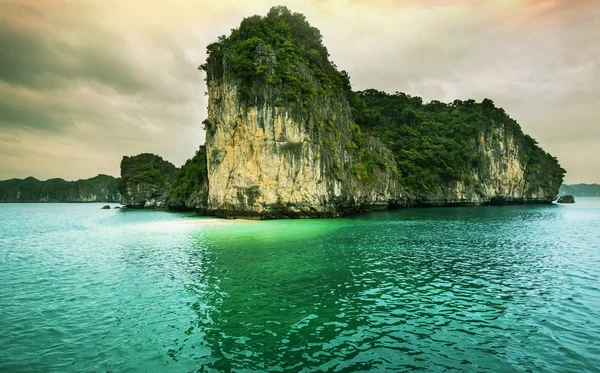 Halong — Stock Photo, Image