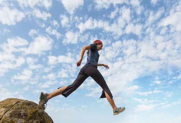 Jumping girl — Stock Photo, Image