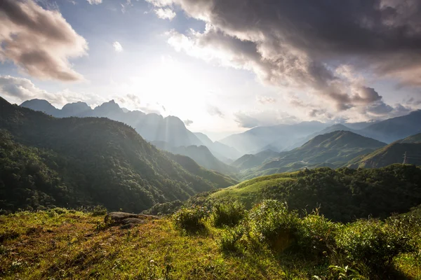 Bergen in vietnam — Stockfoto