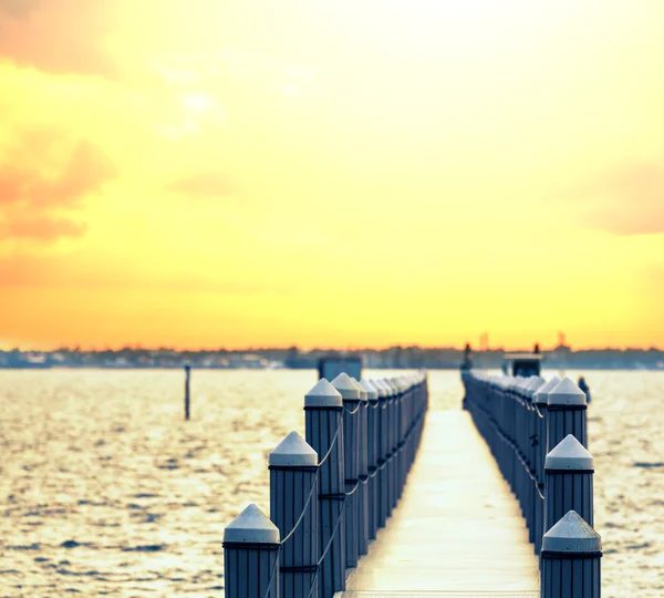 Boardwalk on beach — Stock Photo, Image