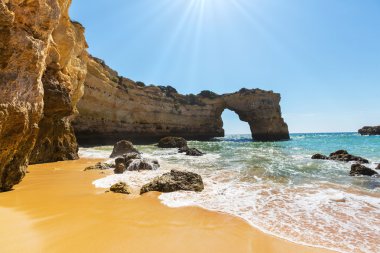 Portekiz kıyısında