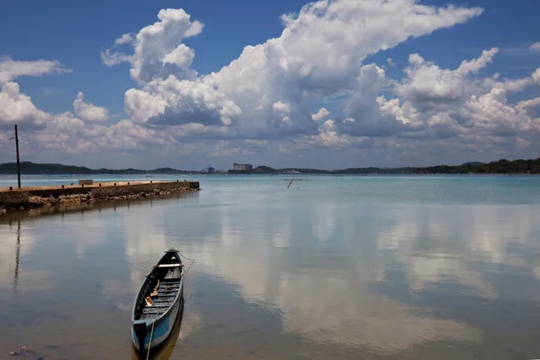 Sri Lanka 'da tekne — Stok fotoğraf