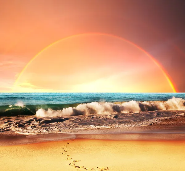 "ουράνιο τόξο" στην παραλία — Φωτογραφία Αρχείου