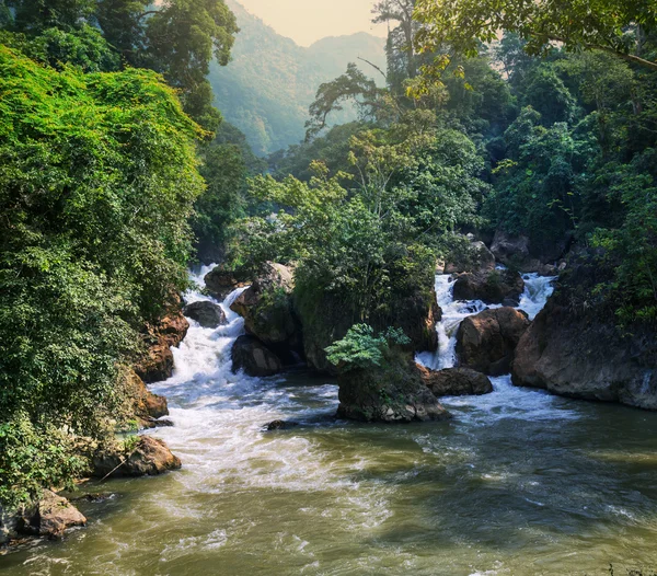 Fiume in Vietnam — Foto Stock