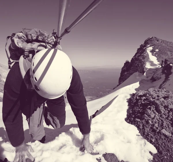 Climb mountain — Stock Photo, Image