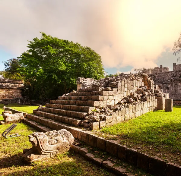 Detalle de la pirámide en México — Foto de Stock