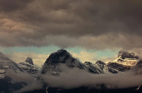 Canadian mountains — Stock Photo, Image