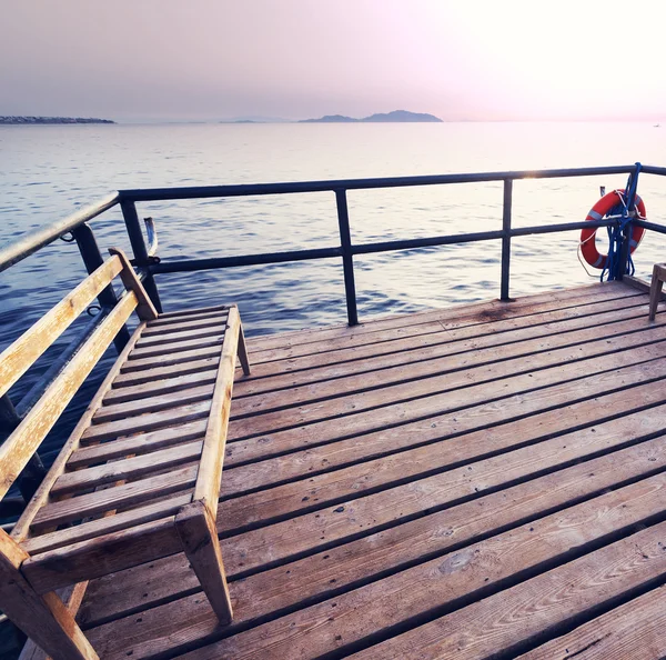 Boardwalk on beach — Stock Photo, Image