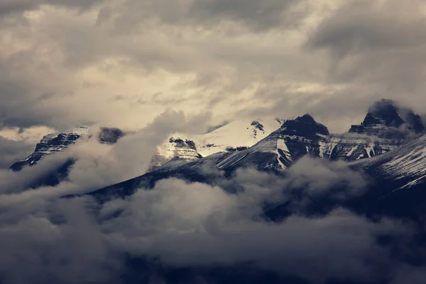 加拿大山脉 — 图库照片