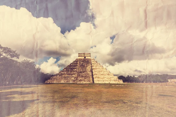 Pyramid in Mexico — Stock Photo, Image