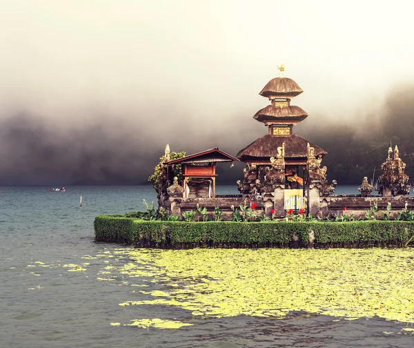 Pura ulun danu tempel, bali — Stockfoto