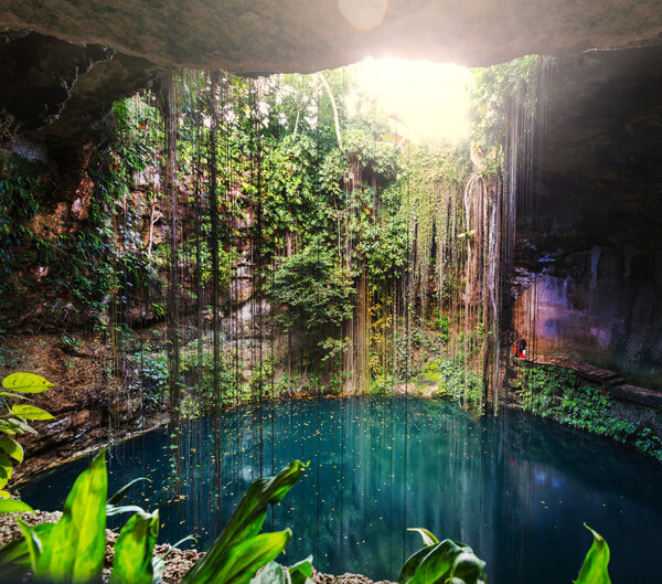 Ik-Kil Cenote,  Mexico