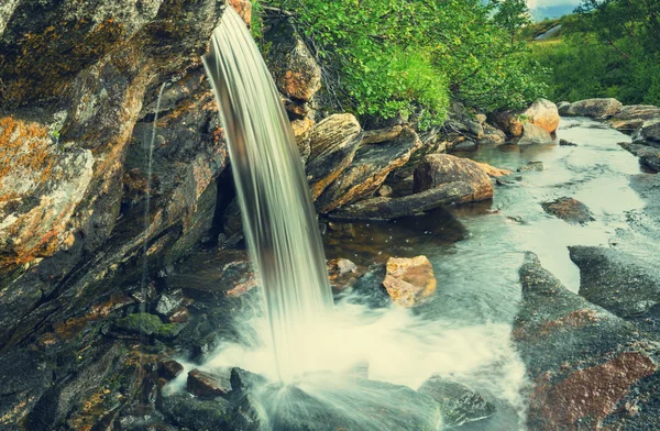 Cachoeira na Noruega — Fotografia de Stock