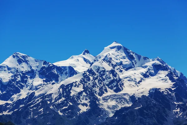 Tetnuld peak — Stockfoto