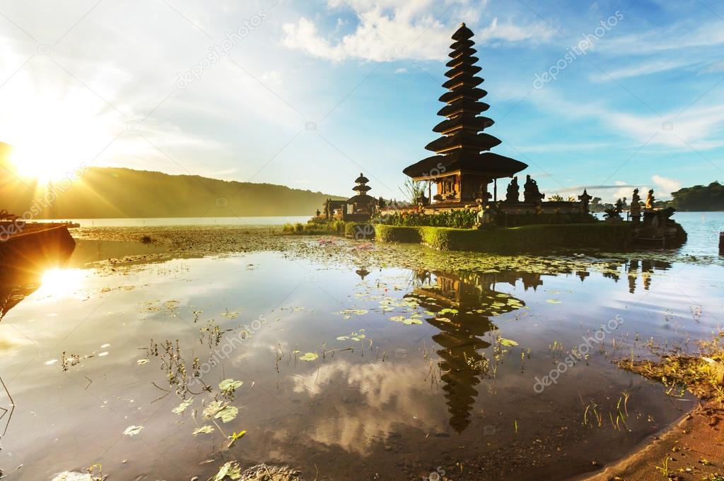 Ulun Danu temple