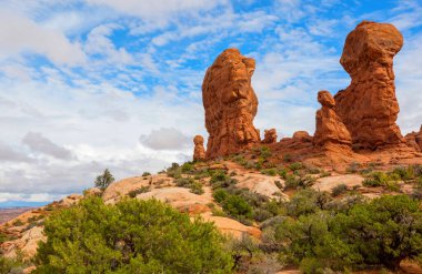 Utah, ABD 'de kumtaşı oluşumları. Güzel Alışılmadık manzaralar.