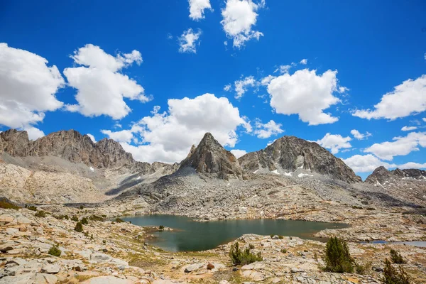 Kaliforniya 'daki Sierra Nevada dağları, ABD