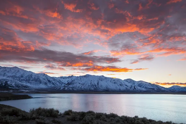 Prachtige Natuur Vroege Winterbergen Sierra Nevada Landschappen Verenigde Staten Californië — Stockfoto