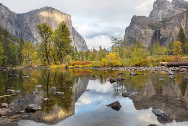 Krásná Podzimní Sezóna Yosemitském Národním Parku Kalifornie Usa — Stock fotografie