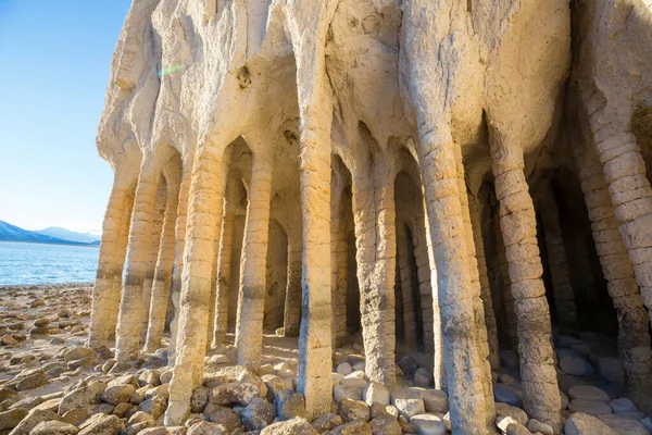 珍しい自然景観 アメリカ カリフォルニア州のクロウリー湖コラム — ストック写真