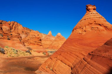 Vermillion Cliffs Vahşi Doğa Bölgesi, Utah ve Arizona 'dan Çakal Buttes.