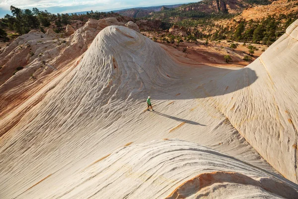 Caminhada Nas Montanhas Utah Caminhadas Paisagens Naturais Incomuns Formas Fantásticas — Fotografia de Stock