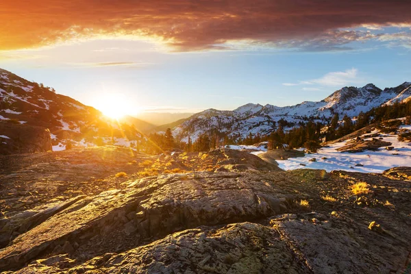 Inspiración Concepto Escena Amanecer Sierra Nevada Montañas California Hermoso Fondo —  Fotos de Stock