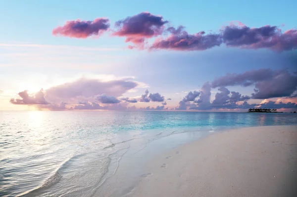 Bellissimi Paesaggi Estivi Sulla Spiaggia Tropicale — Foto Stock