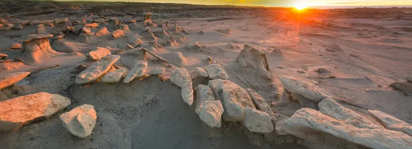 美国新墨西哥州De Zin荒原Bisti荒地罕见的沙漠景观 — 图库照片