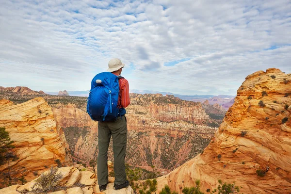 Caminhada Nas Montanhas Utah Caminhadas Paisagens Naturais Incomuns Formas Fantásticas — Fotografia de Stock