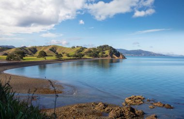 Ocean Beach, Yeni Zelanda 'da güzel manzaralar var. İlham verici doğal ve seyahat geçmişi
